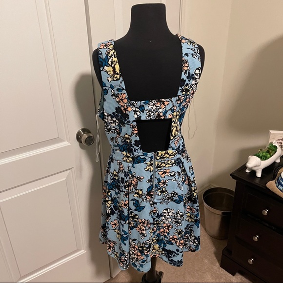 Charlotte Russe Dresses & Skirts - Charlotte Russe Dress